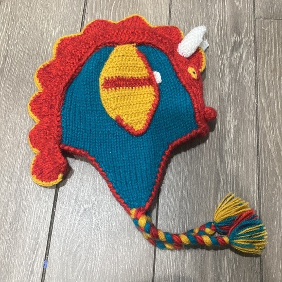 Hand knit Red Dragon Beanie 17% alpaca wool kids hat - Picture 3 of 11